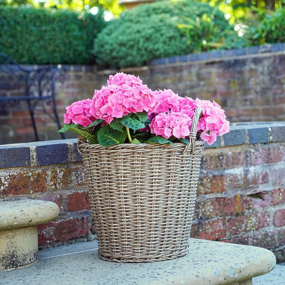 Natural Plastic Round Basket Planter