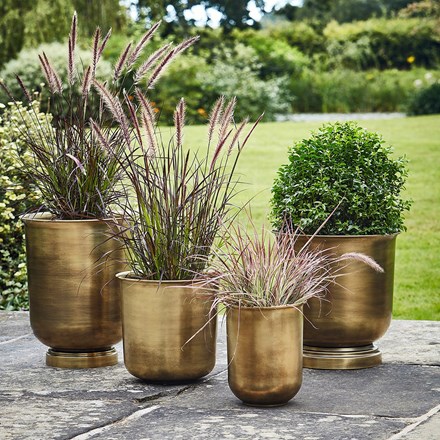 Outdoor Antique Brass Metal Hampton Planter