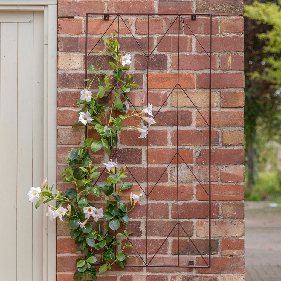 Zinc Metal Herringbone Trellis