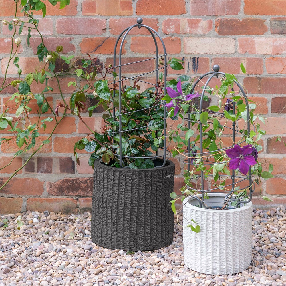 Outdoor Steel Pot Plant Support in Zinc