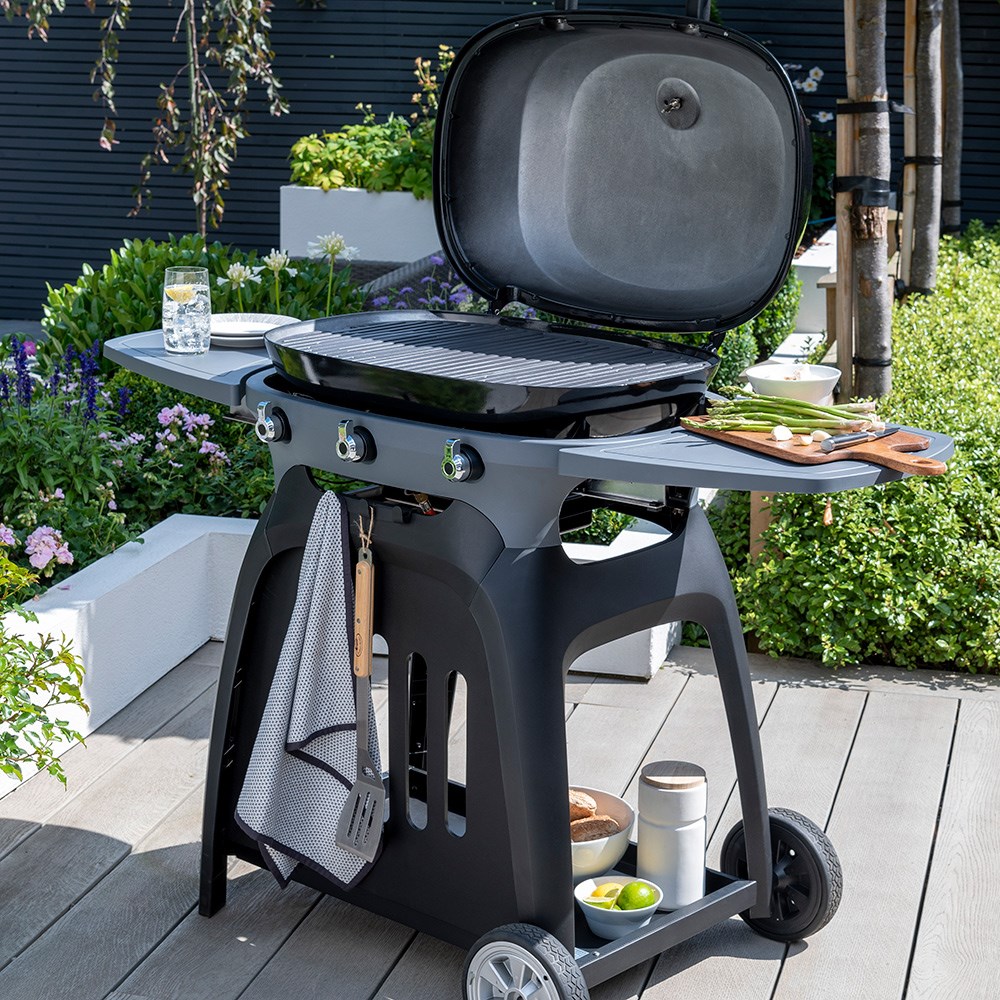 N-Grill Barbecue Bundle | 3 Burner Gas Barbecue | Black