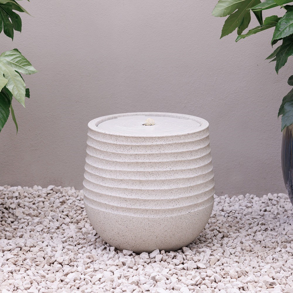 Clyde Ridged Water Feature With LED Lights