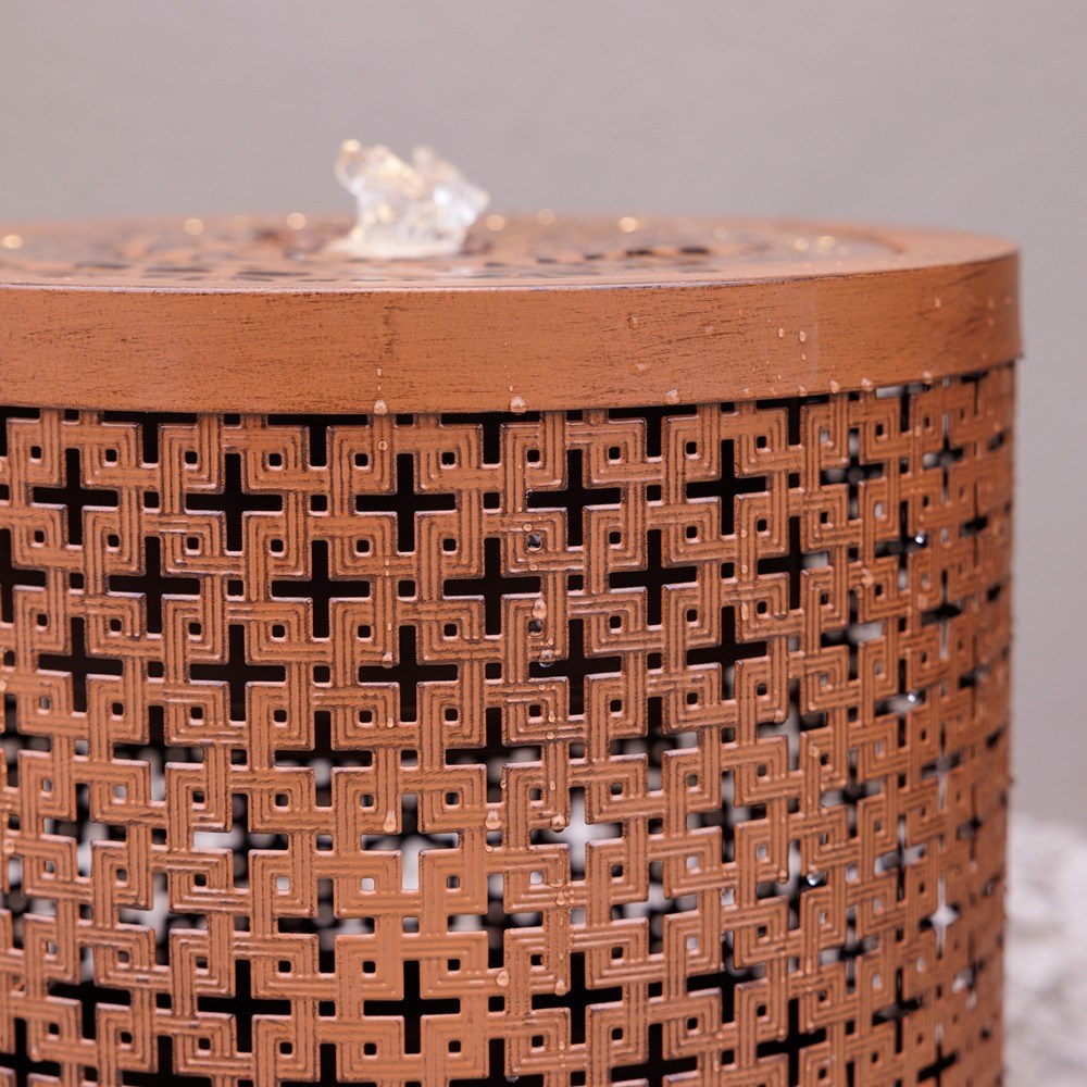 Metal fountain with LED light with mains pump