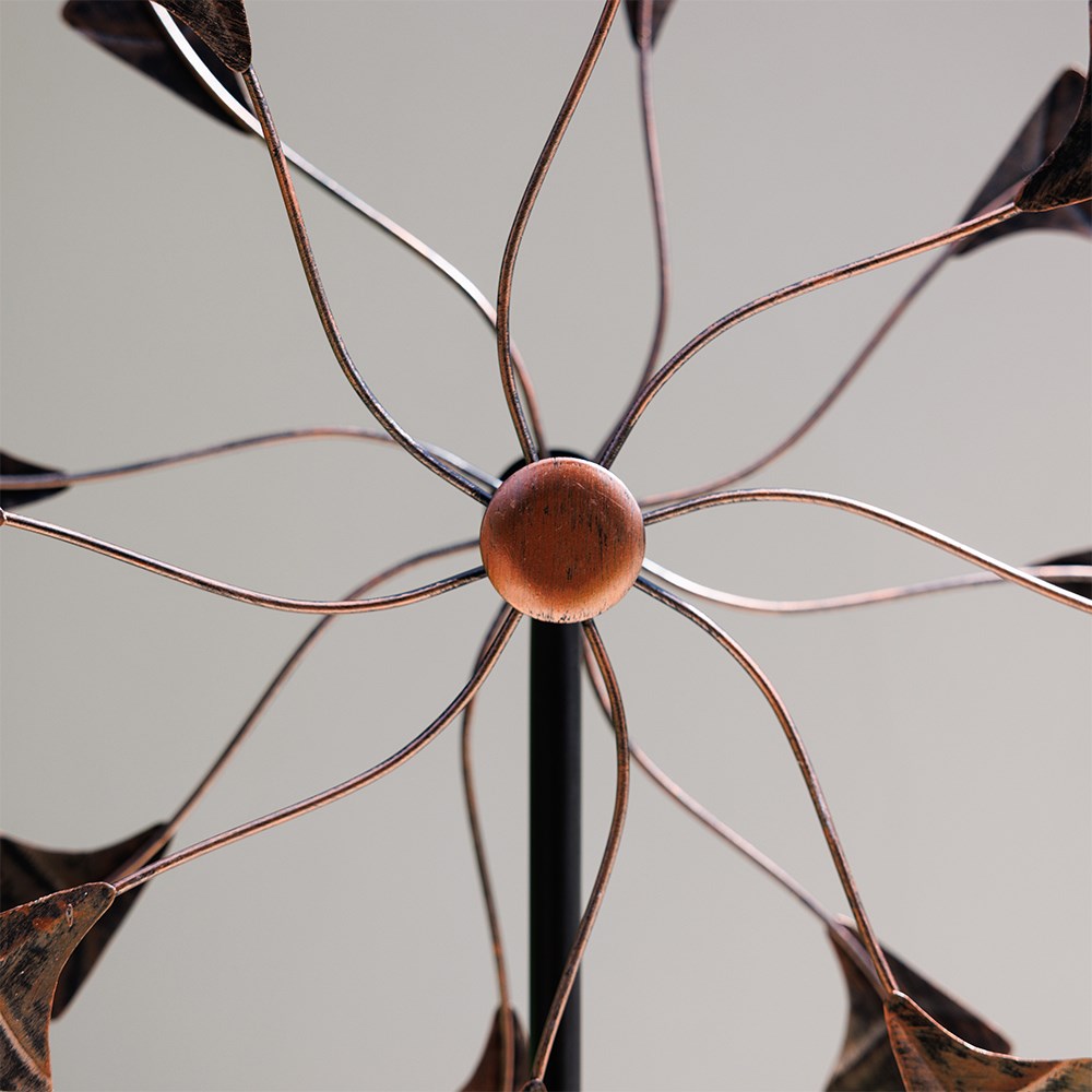 Leaf Wind Spinner - Gold