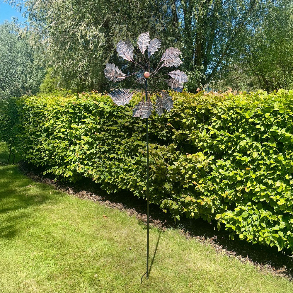 Leaf Wind Spinner - Gold