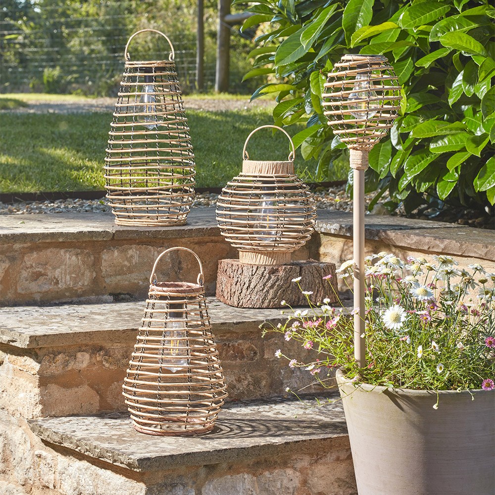 Solar Venus Lantern Natural Style Lighting by Smart Garden