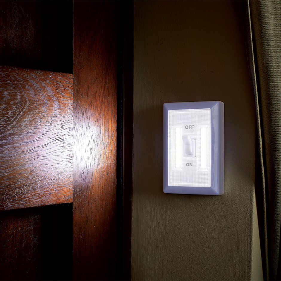 220L Multi Light White Display by Smart Garden