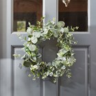 Eucalyptus Wreath Whirl Verde Décor by Smart Garden