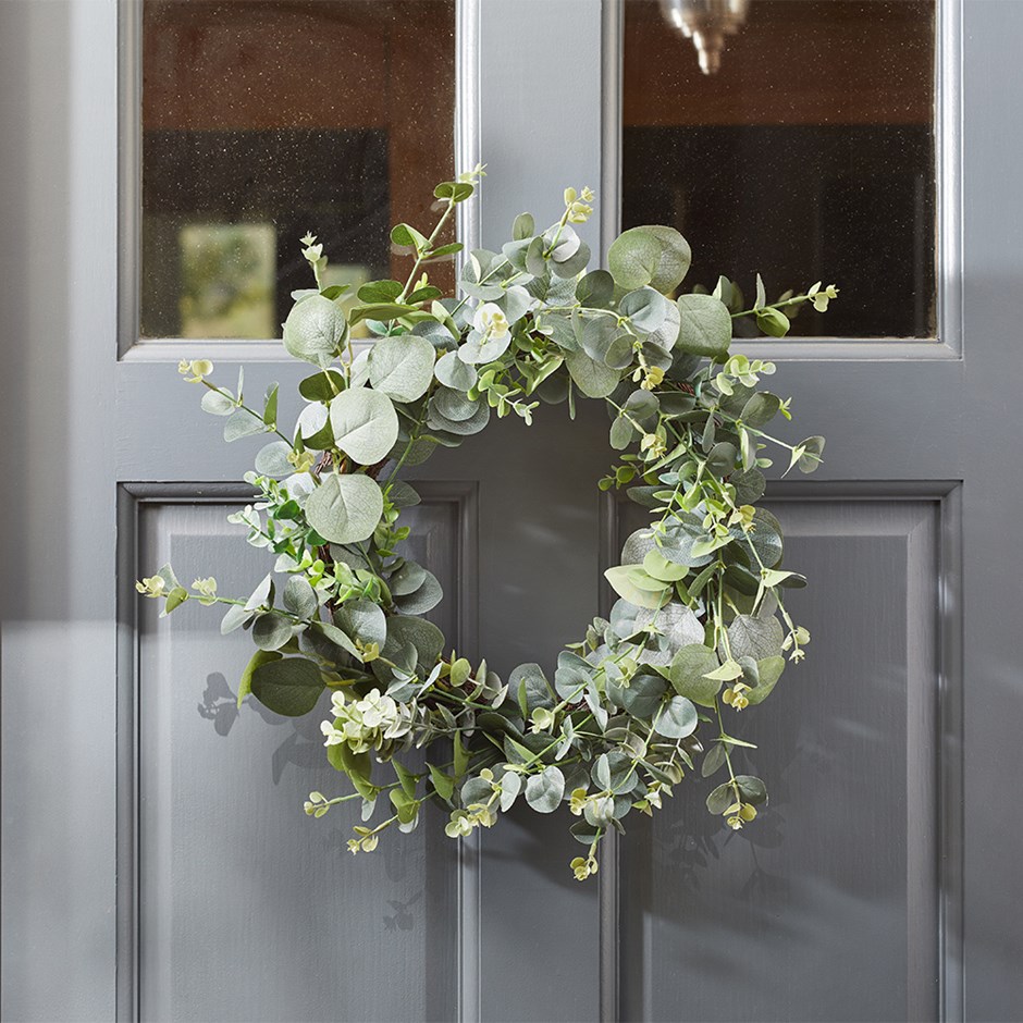 Eucalyptus Wreath Whirl Verde Décor by Smart Garden