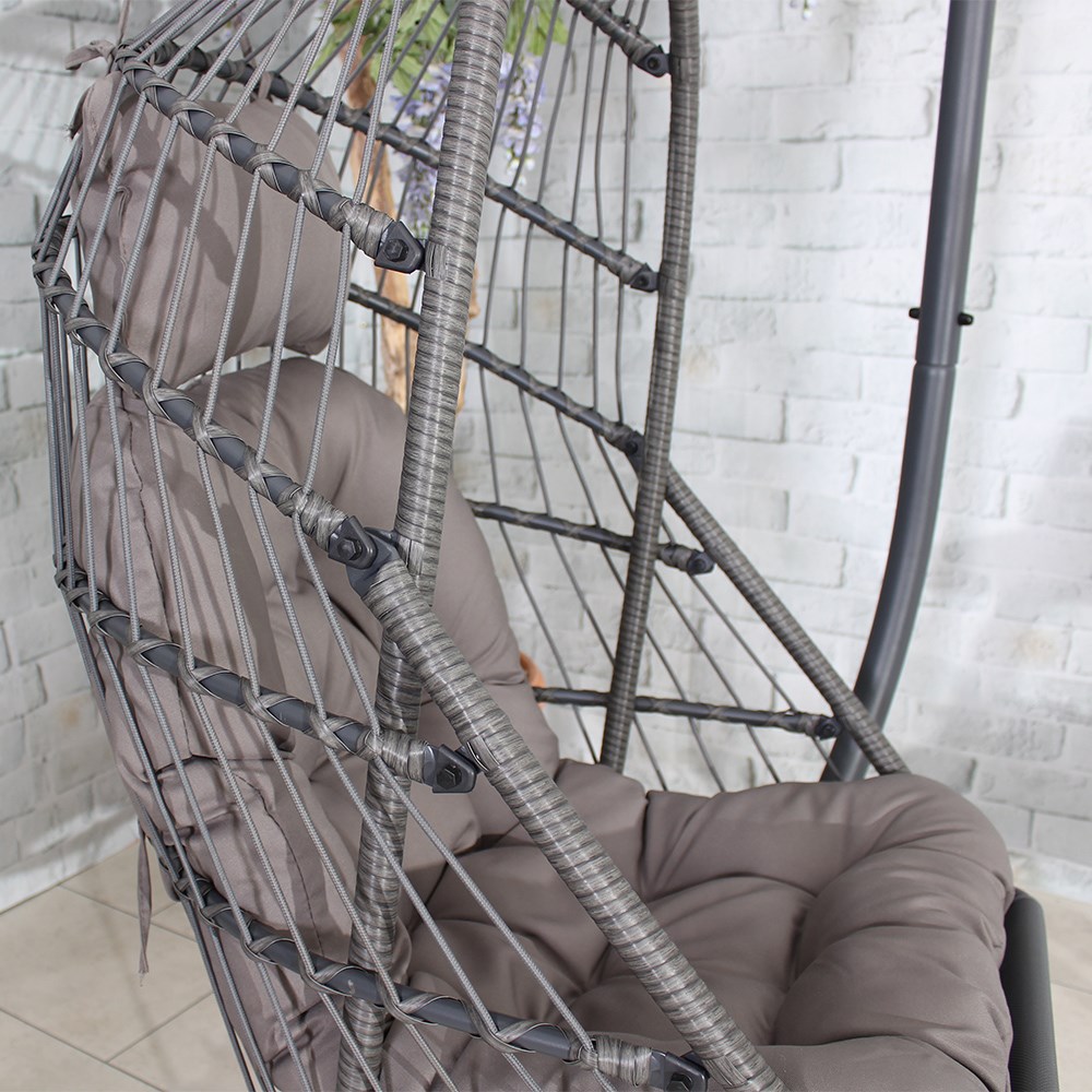 Egotistic Garden Pod Chair