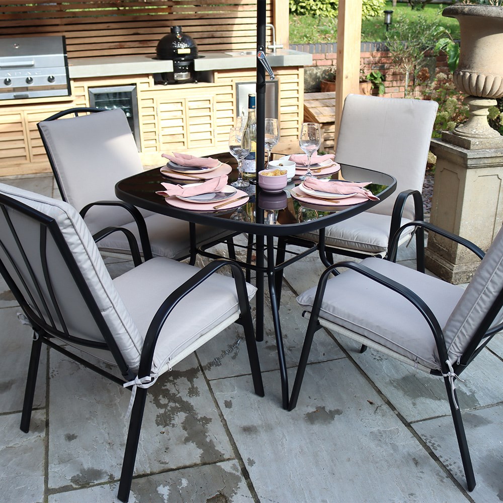 Amalfi Garden Ivory Padded Dining Set With Parasol | 4 Seater | Steel