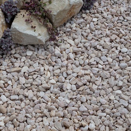 Caramel Cream 25-40mm Cream Blend Decorative Pebbles