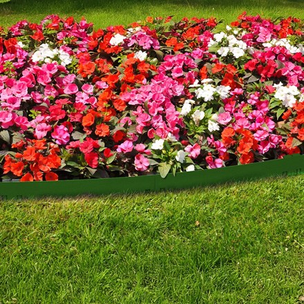 2.7m Straight Edge Landscape Edging Kit Green
