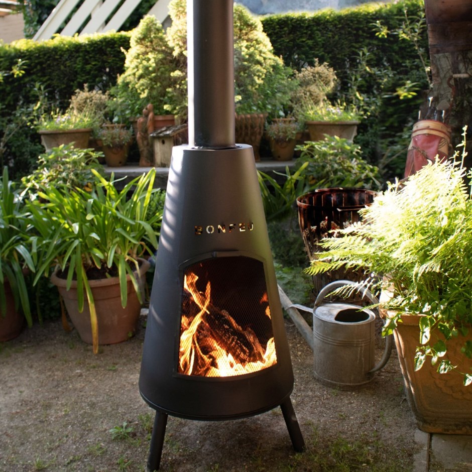 BonPyra Black Outdoor Fireplace
