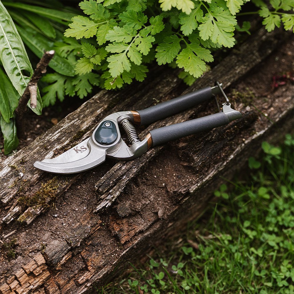 Kent & Stowe Traditional Bypass Secateurs