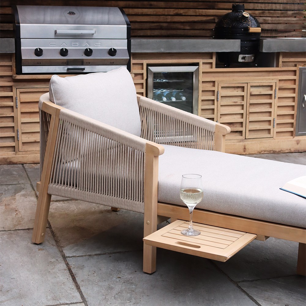Roma Rope Sun Lounger With Pull-Out Side Table