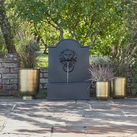 Outdoor Luxury Lion Water Feature Granite H78Cm W59Cm