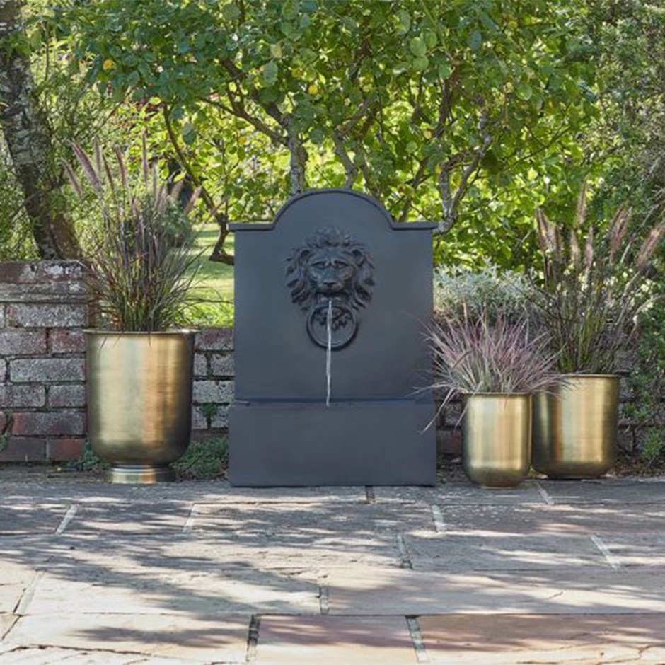 Luxury Lion Water Feature