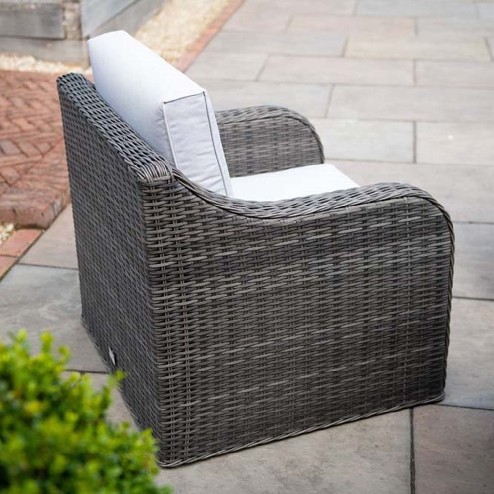 Classic Rattan Garden Lounge Armchairs With Cushions