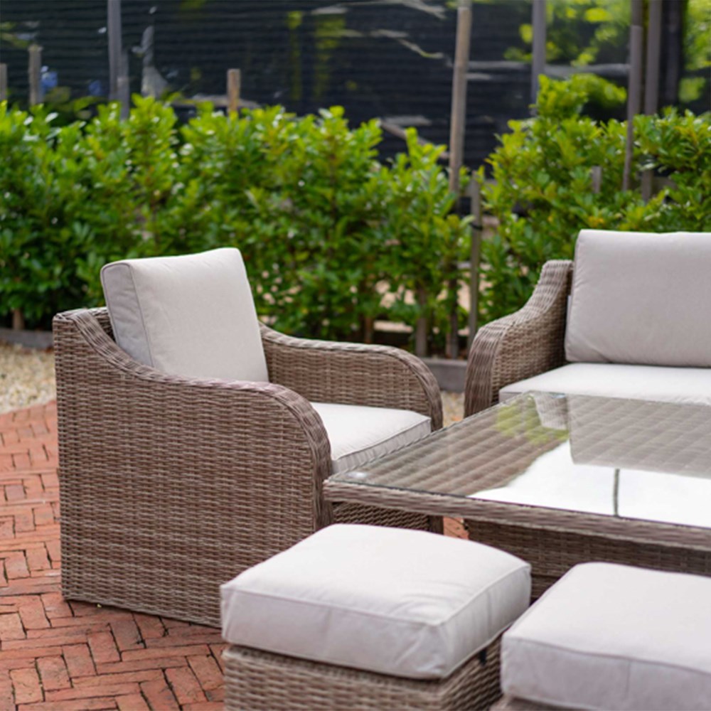 Classic Rattan Garden Lounge Armchairs With Cushions