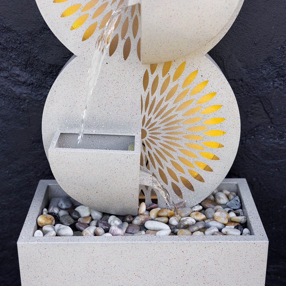 Cut-Out Fan Garden Water Feature with Lights