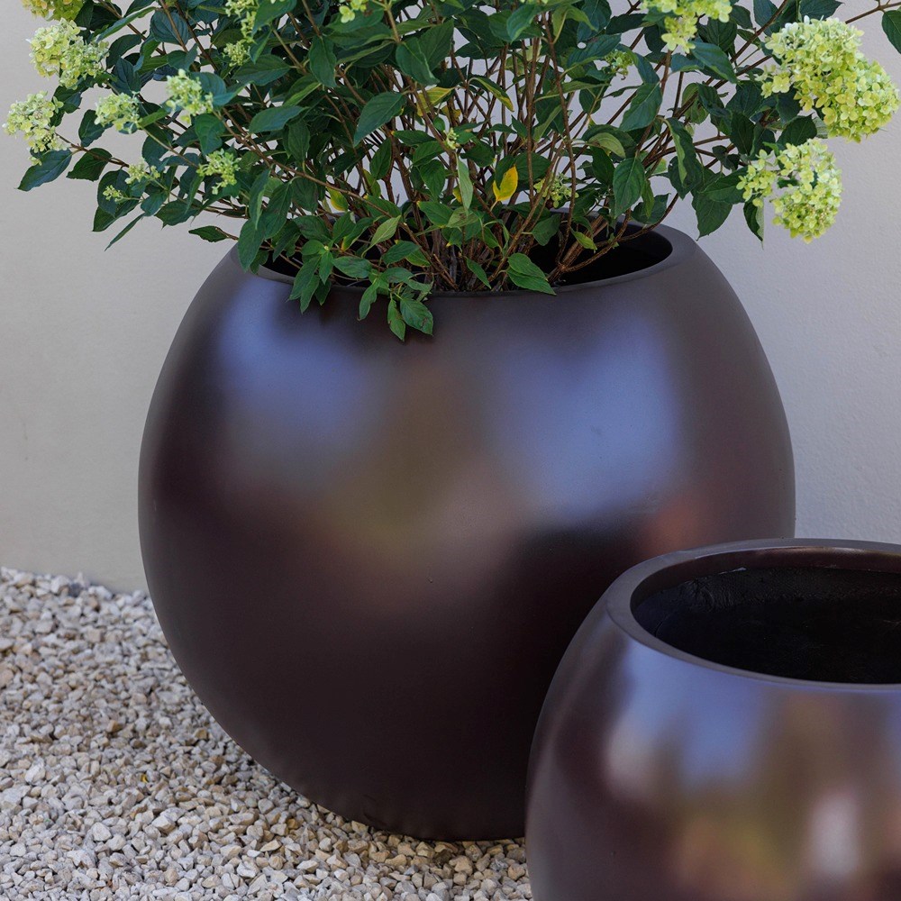 Volterra Fibreglass Ball Planter
