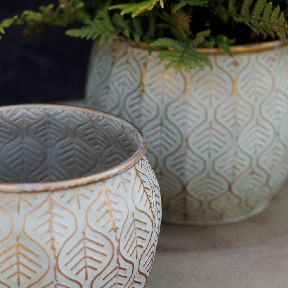 Metal Leaf Design Round Planters