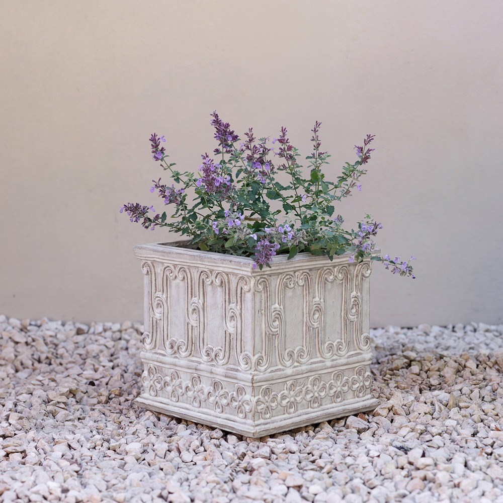 Giovanni Cube Planter