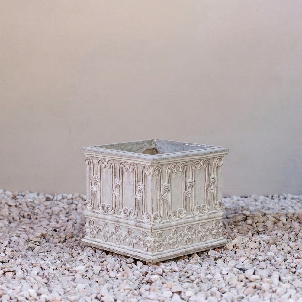 Giovanni Cube Planter