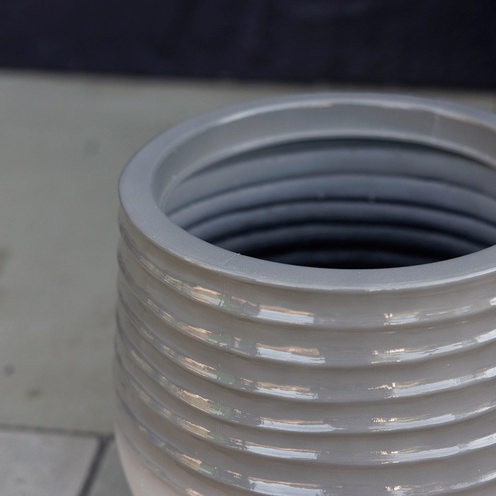 Ribbed Ombre Round Outdoor Planter