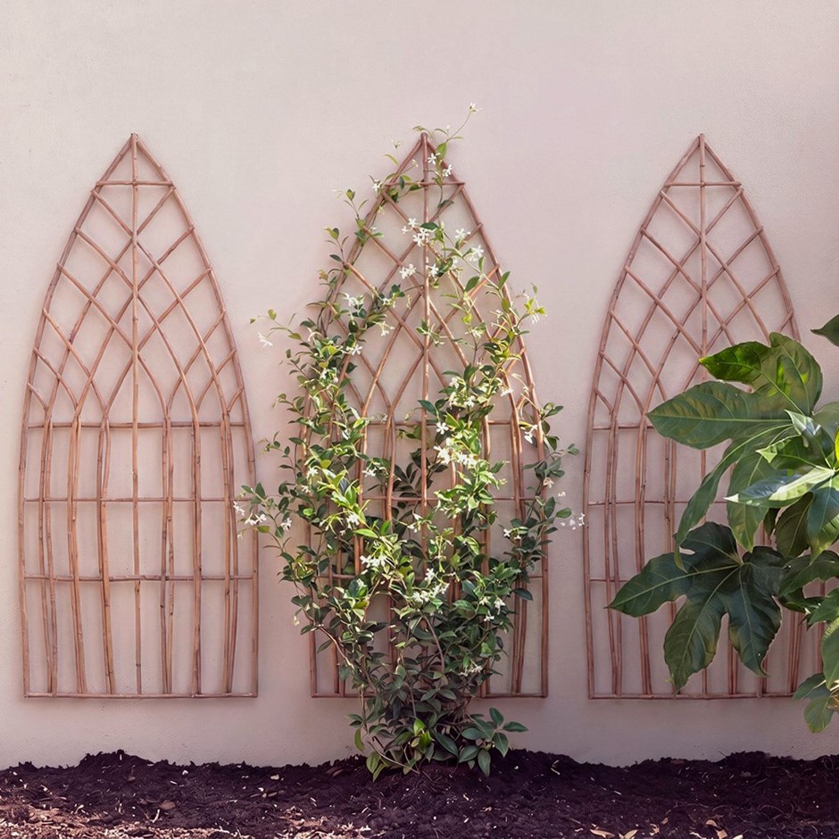 Arched Willow Garden Trellis Panel