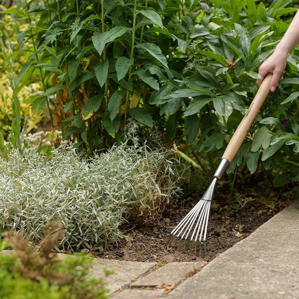Kent & Stowe Border Hand Shrub Rake